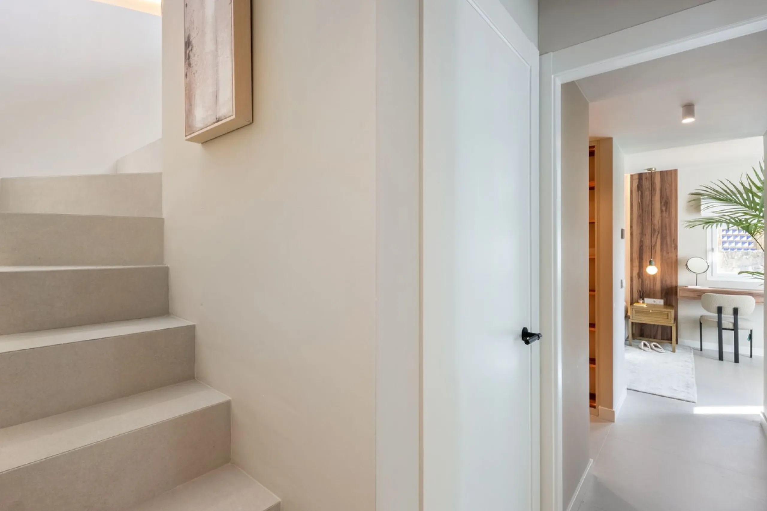 Apartment - Duplex в продаже в Benahavís, Málaga. В доме 3 спален и 4 ванных комнат. Площадь дома 167 м²