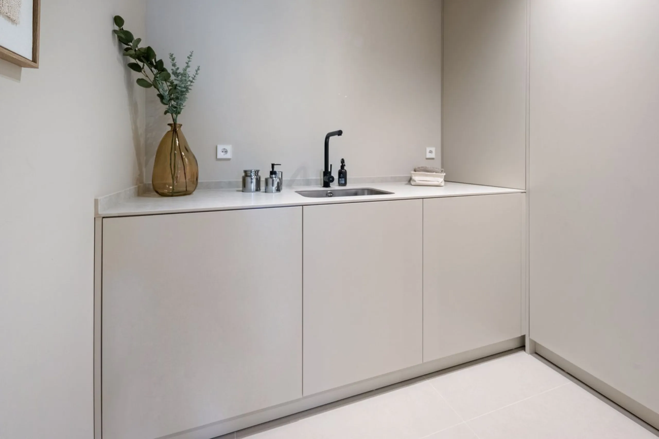 Apartment - Duplex в продаже в Benahavís, Málaga. В доме 3 спален и 4 ванных комнат. Площадь дома 167 м²