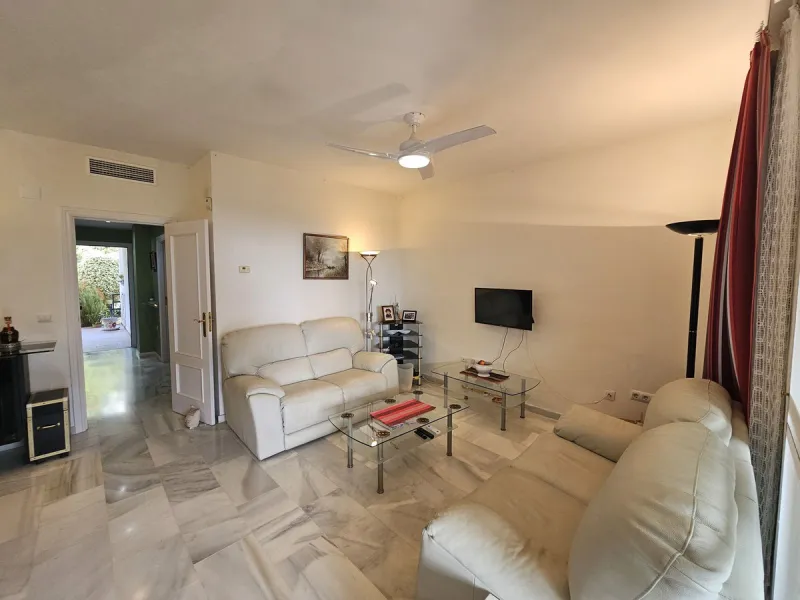 Apartment - Ground Floor Apartment в продаже в Mijas, Málaga. В доме 3 спален и 2 ванных комнат. Площадь дома 105 м²