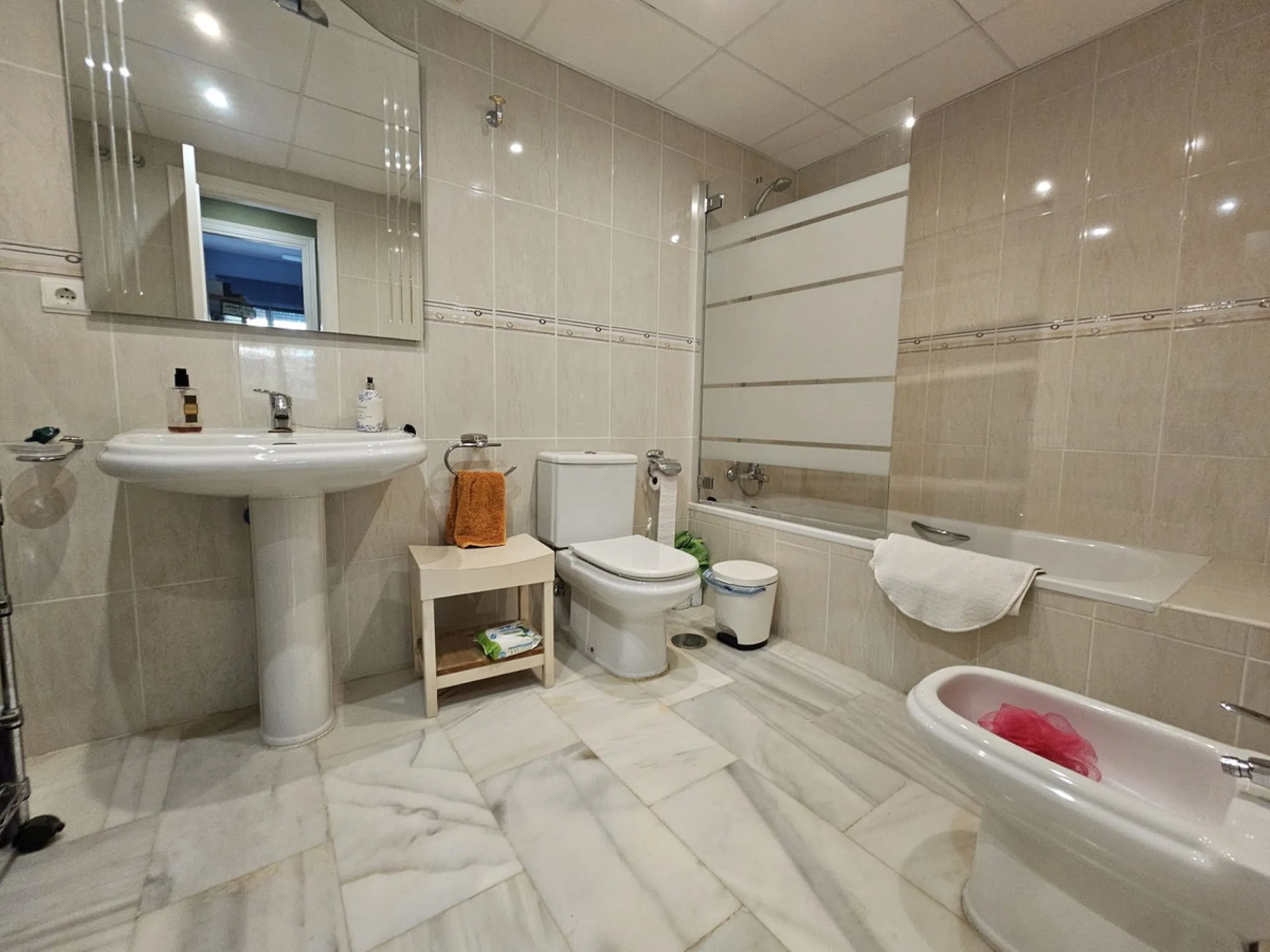 Apartment - Ground Floor Apartment в продаже в Mijas, Málaga. В доме 3 спален и 2 ванных комнат. Площадь дома 105 м²