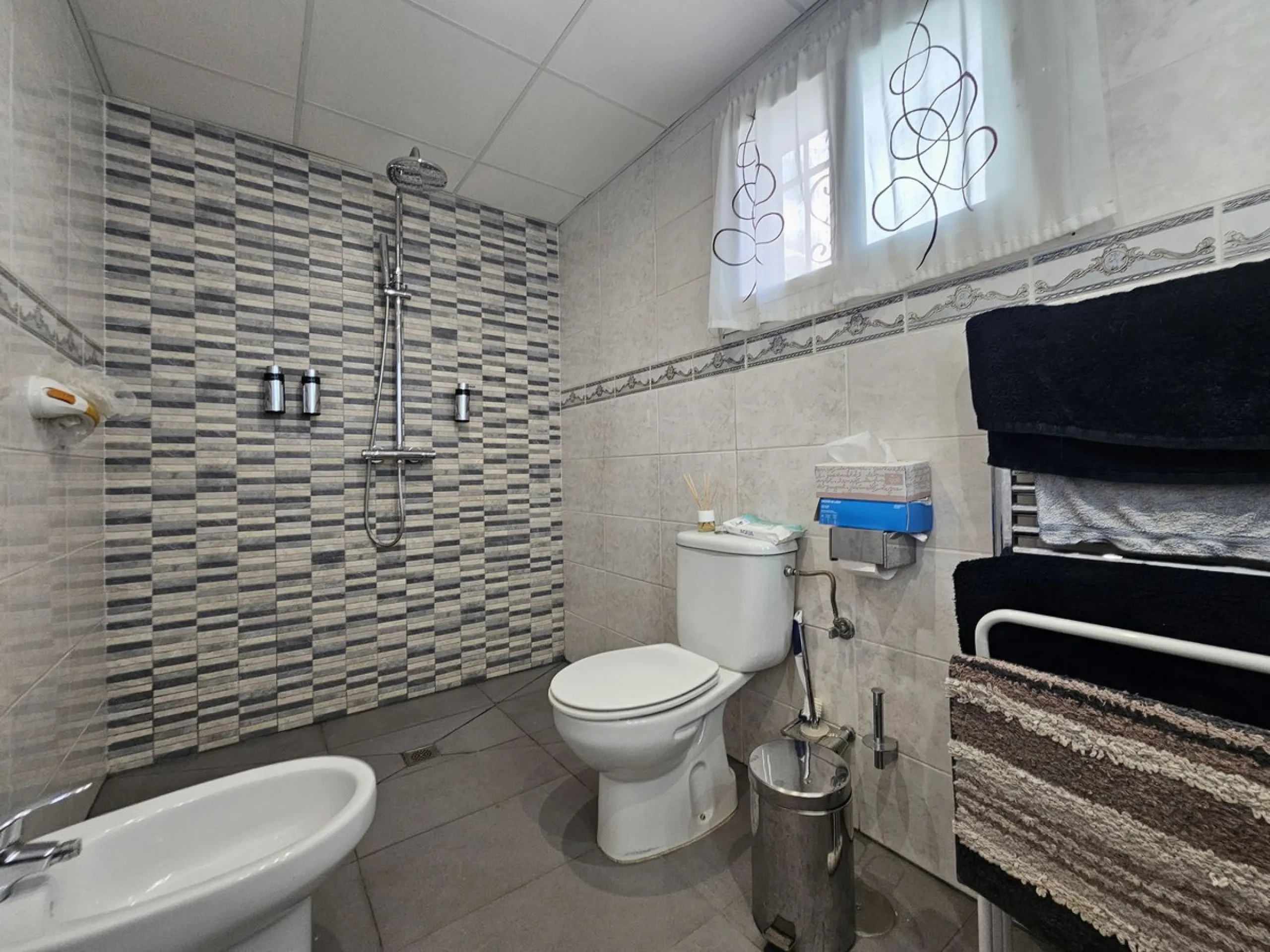 Apartment - Ground Floor Apartment в продаже в Mijas, Málaga. В доме 3 спален и 2 ванных комнат. Площадь дома 105 м²