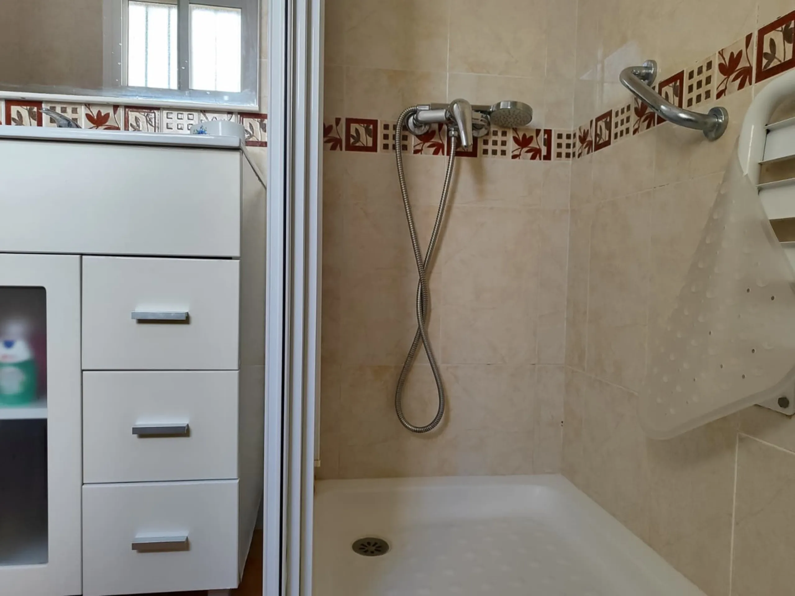 ???? Spacious 3-Bedroom Apartment with Terrace – Torremolinos, Loma de los Riscos