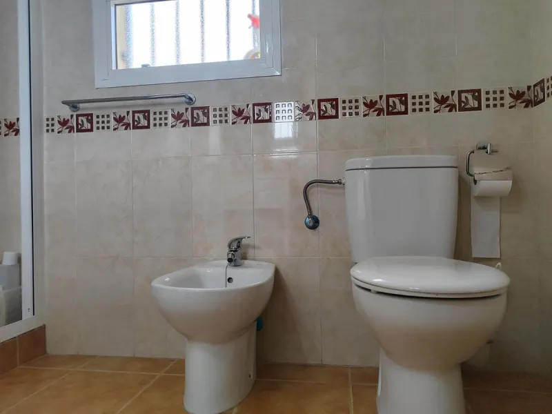 ???? Spacious 3-Bedroom Apartment with Terrace – Torremolinos, Loma de los Riscos