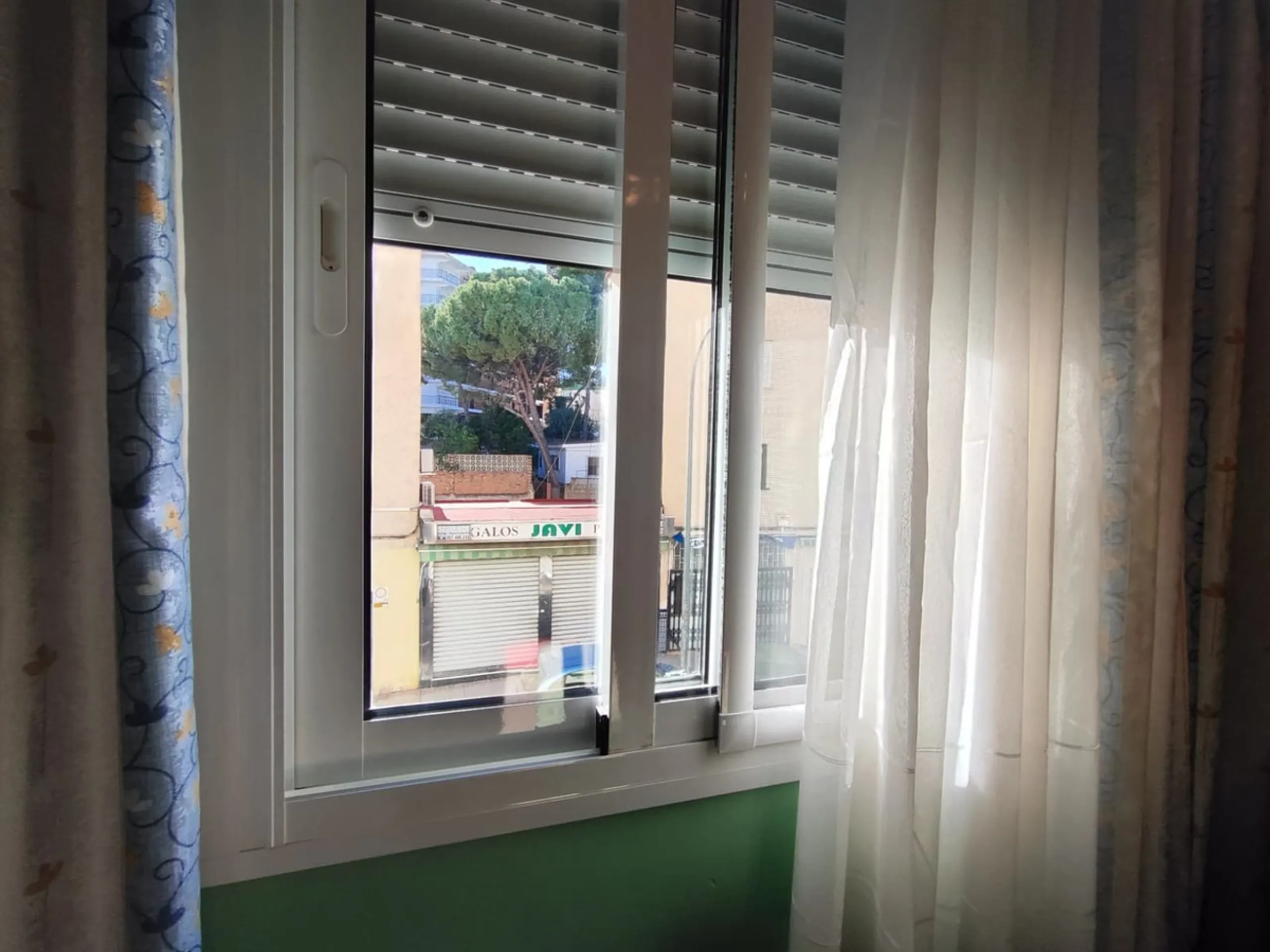 ???? Spacious 3-Bedroom Apartment with Terrace – Torremolinos, Loma de los Riscos