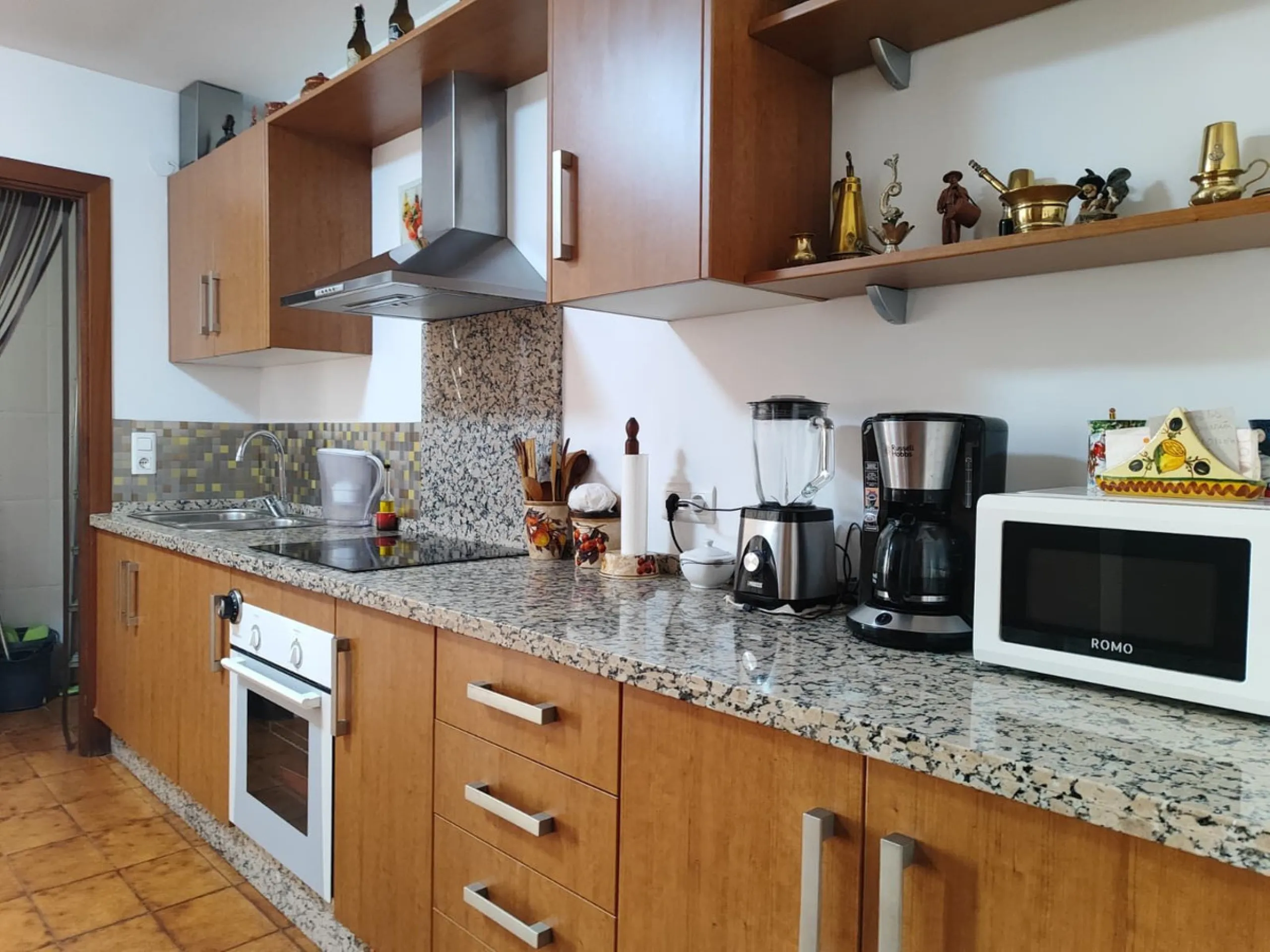 ???? Spacious 3-Bedroom Apartment with Terrace – Torremolinos, Loma de los Riscos