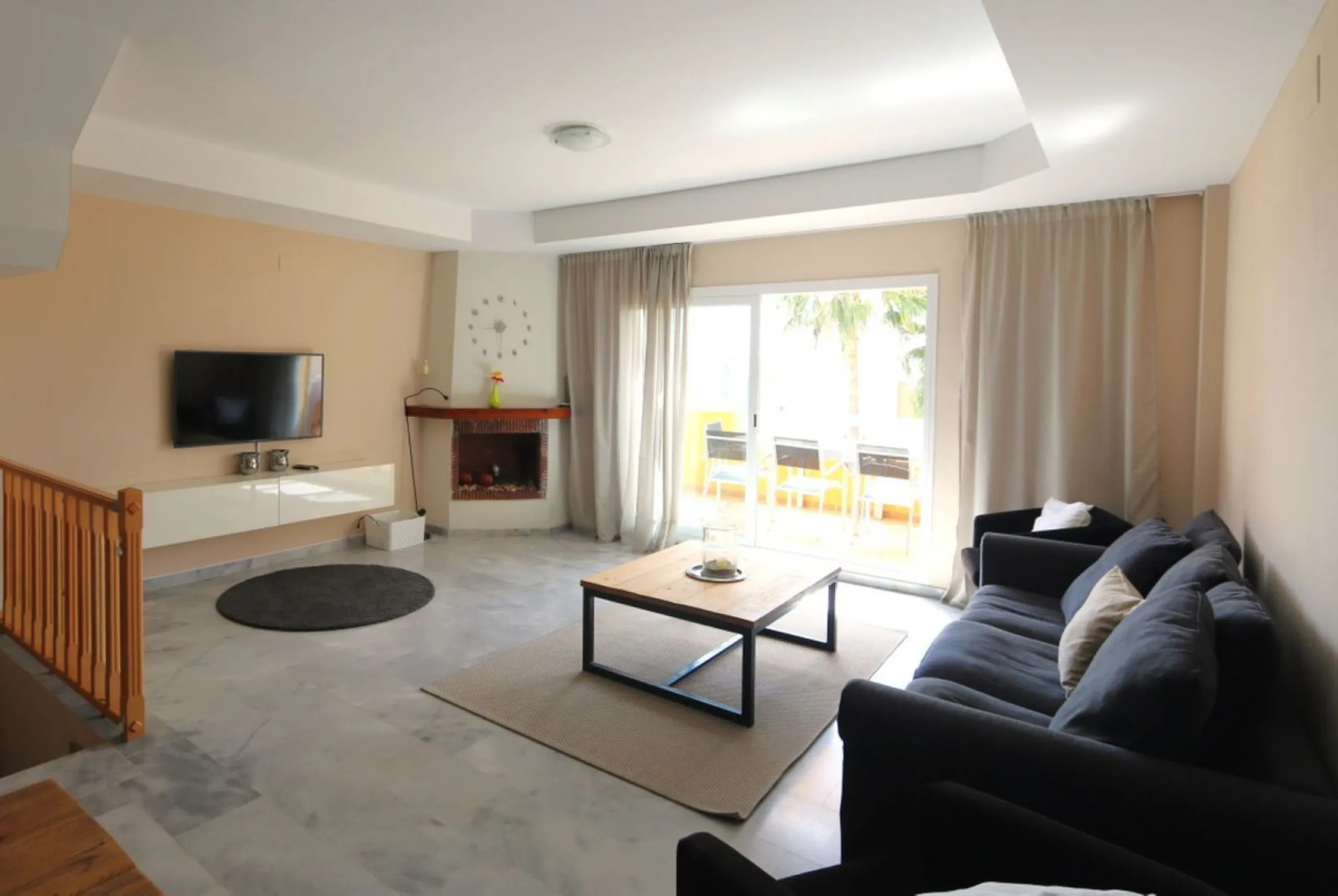 Very nice townhouse in Torreblanca with spectacular views of the sea and the city!
