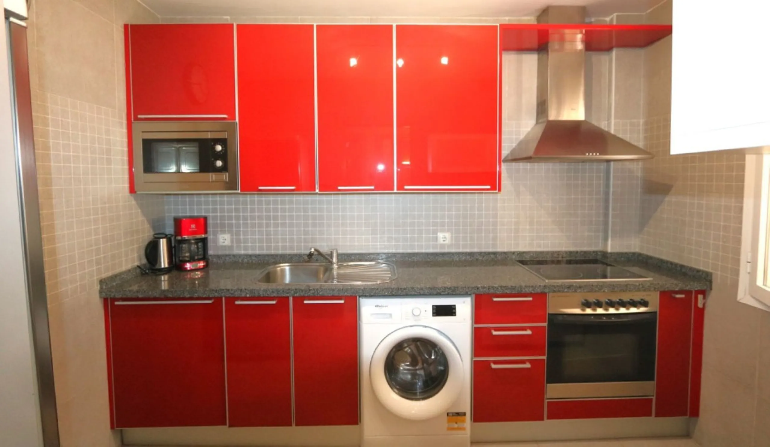 Very nice townhouse in Torreblanca with spectacular views of the sea and the city!