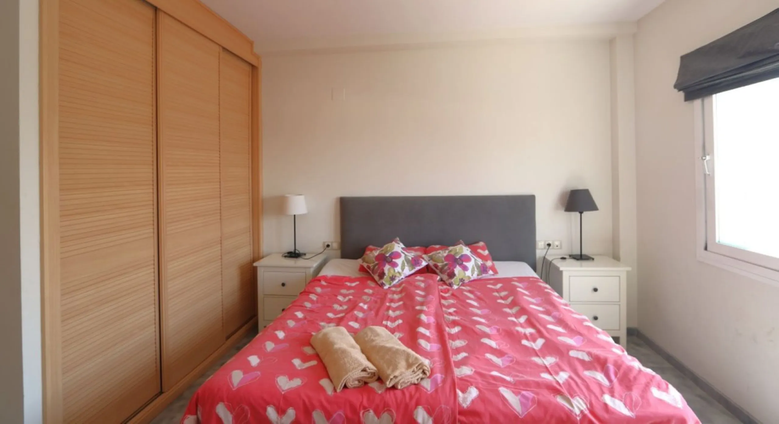 Very nice townhouse in Torreblanca with spectacular views of the sea and the city!