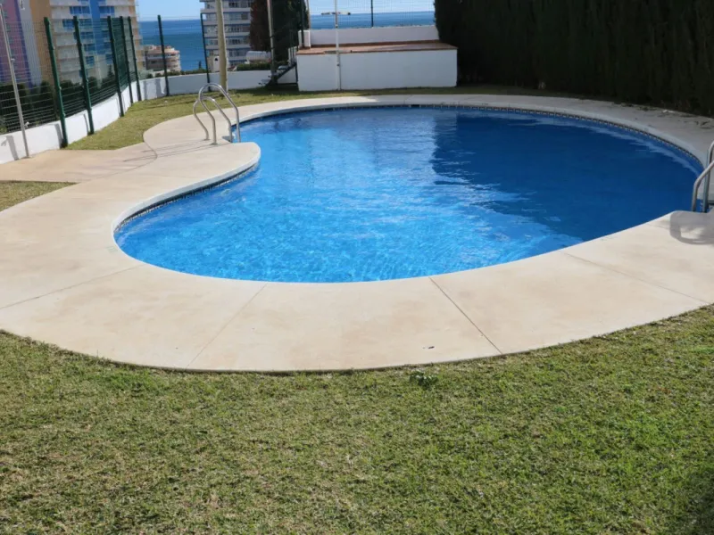 Very nice townhouse in Torreblanca with spectacular views of the sea and the city!