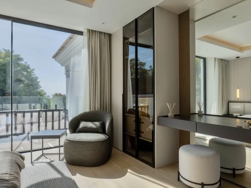 Möblierte Luxusvilla mit Meer- und Bergblick in Benahavís