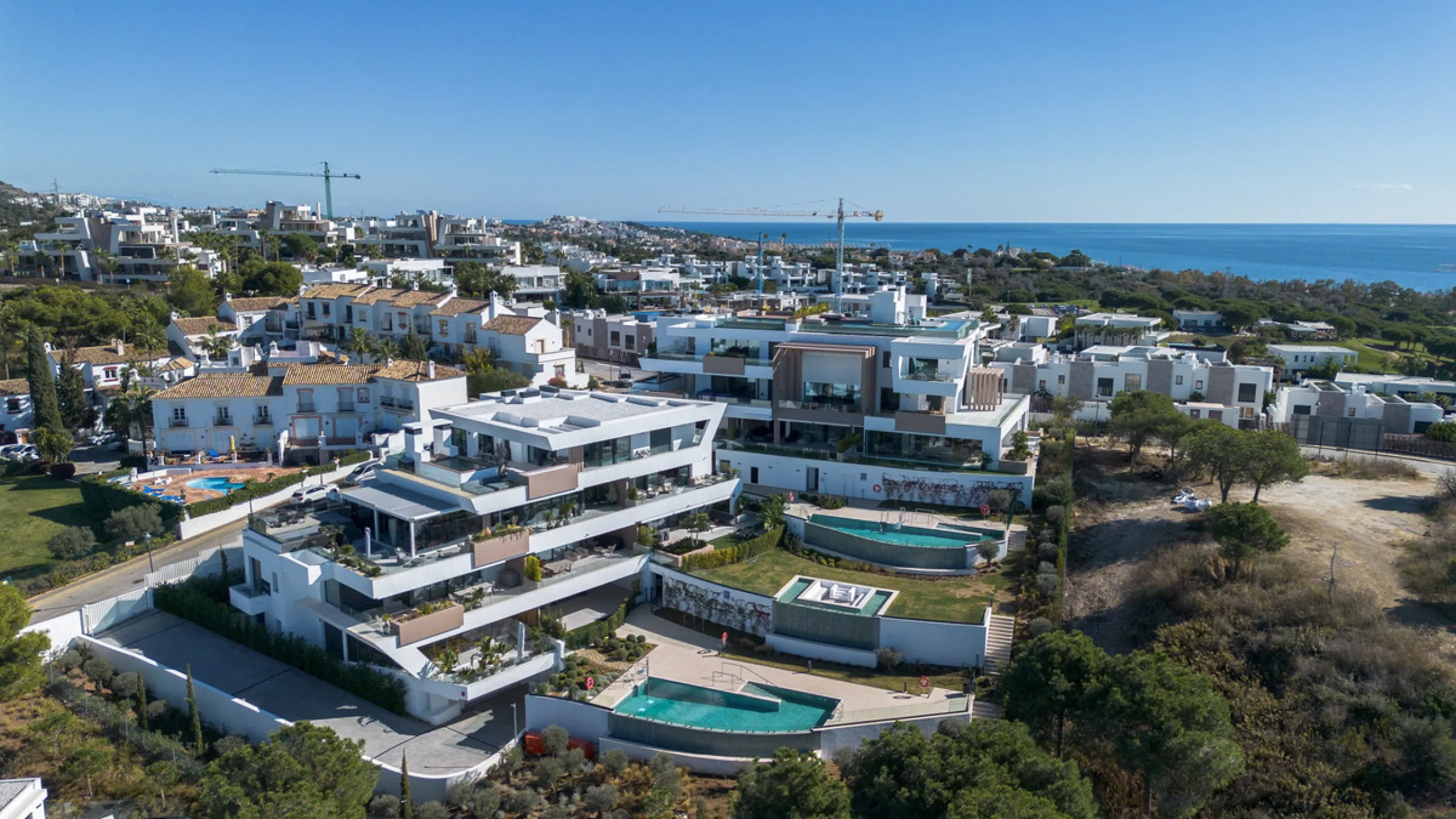 Apartment - Middle Floor Apartment в продаже в Marbella, Málaga. В доме 3 спален и 2 ванных комнат. Площадь дома 169 м²