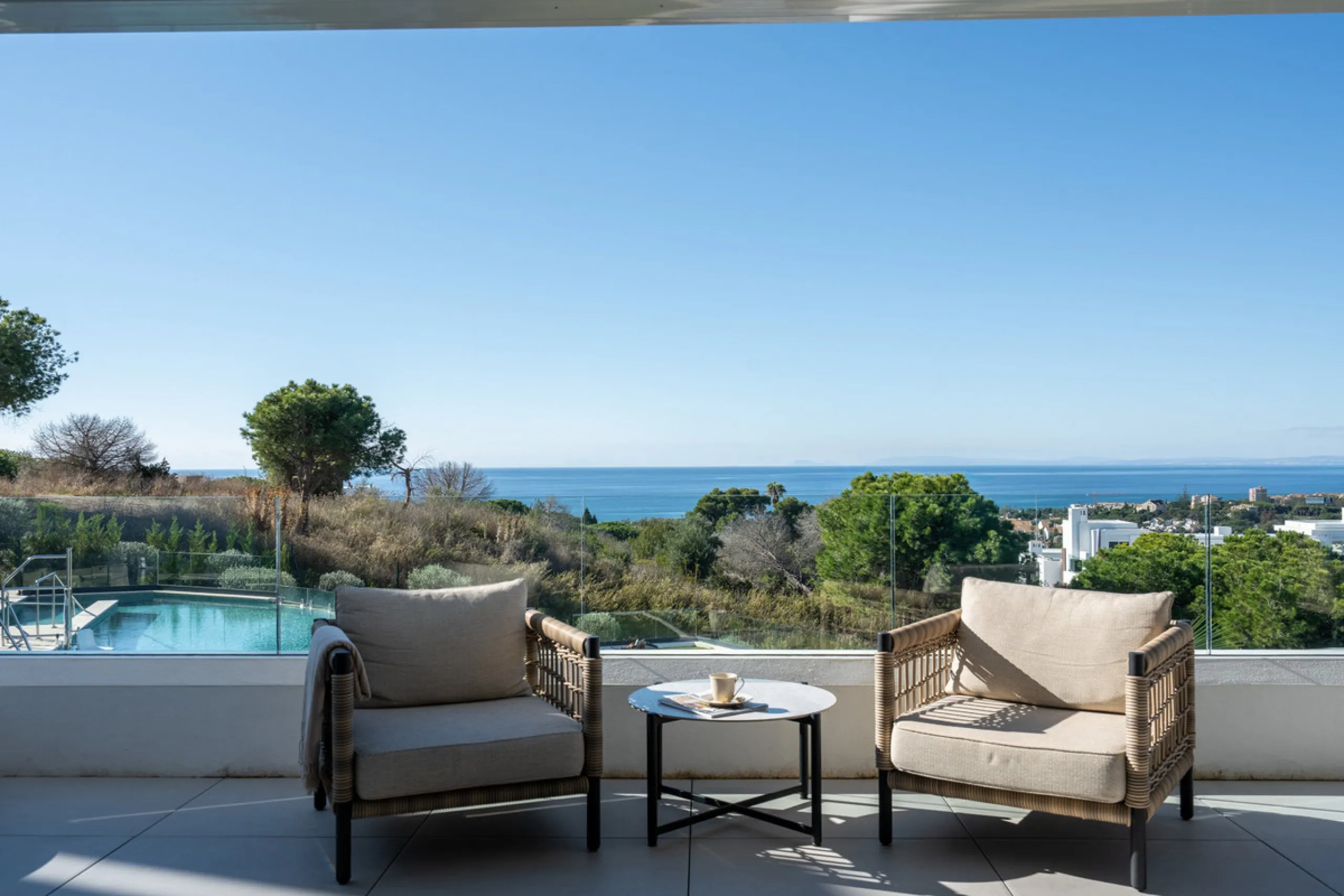 Apartment - Middle Floor Apartment в продаже в Marbella, Málaga. В доме 3 спален и 2 ванных комнат. Площадь дома 169 м²