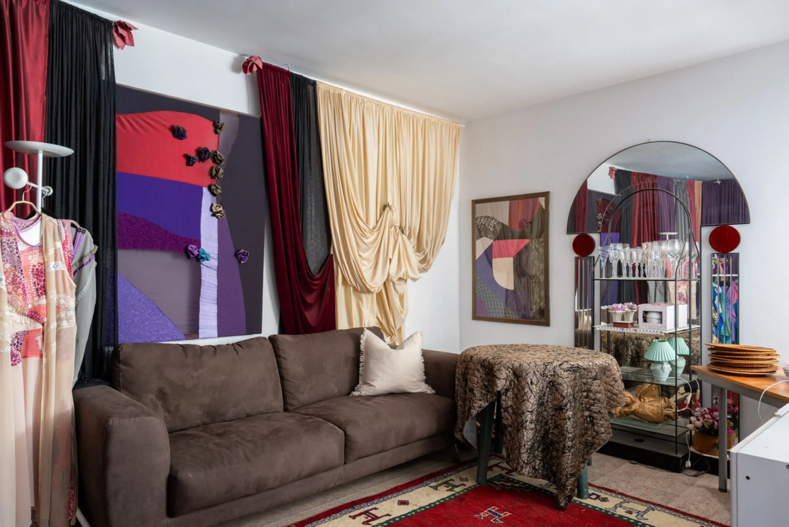 House - Townhouse в продаже в Monda, Málaga. В доме 3 спален и 2 ванных комнат. Площадь дома 237 м²