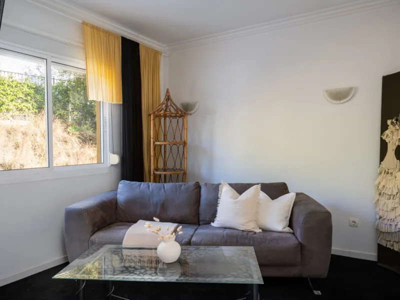 House - Townhouse в продаже в Monda, Málaga. В доме 3 спален и 2 ванных комнат. Площадь дома 237 м²