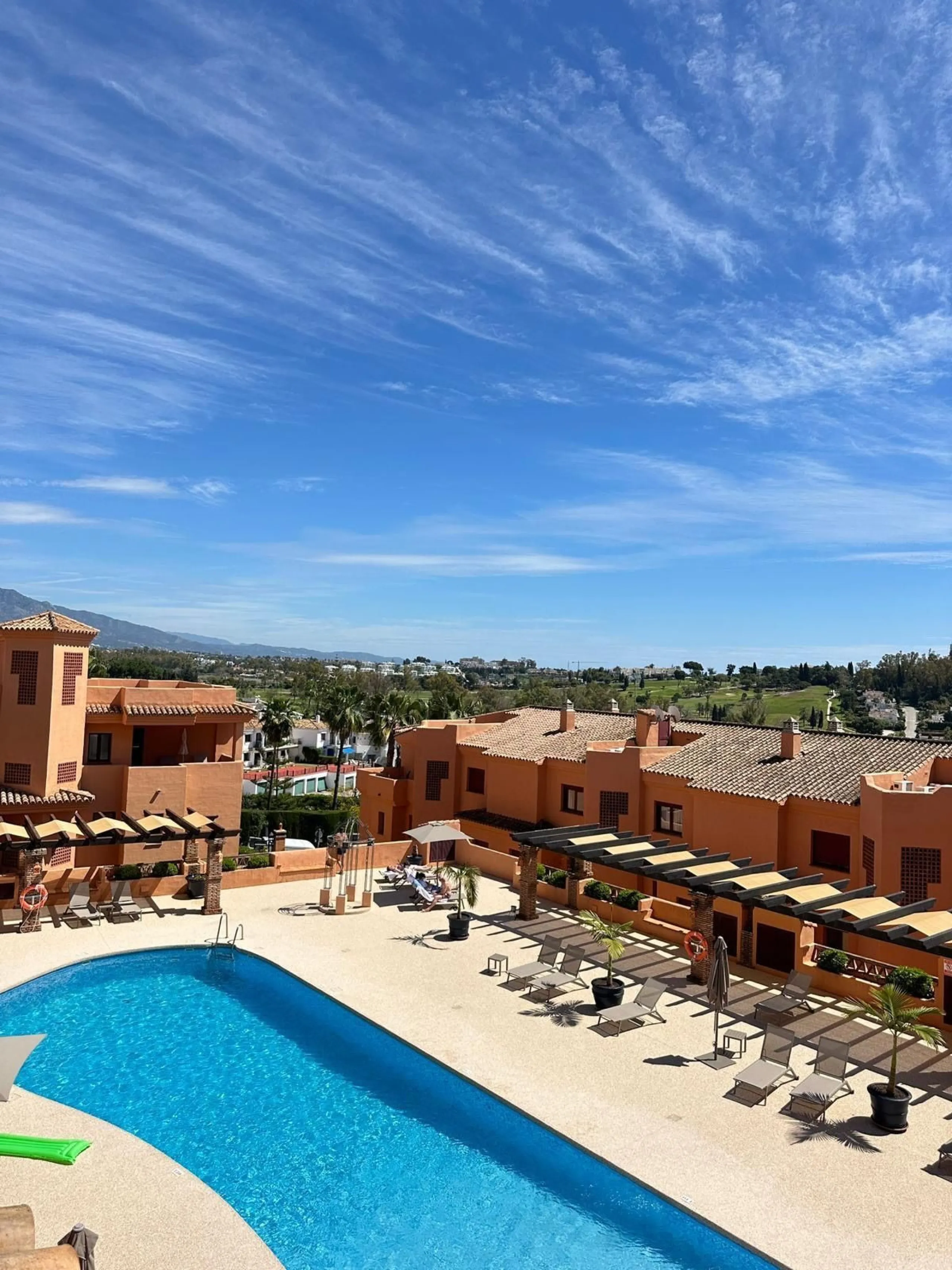 Exceptional Apartment in the Heart of El Paraíso – Ideal for Living or Investment