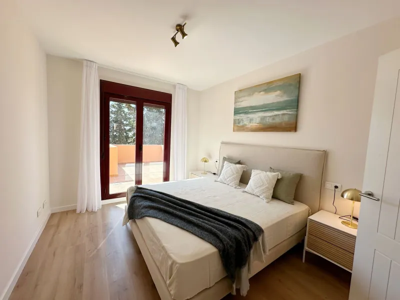 Exceptional Apartment in the Heart of El Paraíso – Ideal for Living or Investment