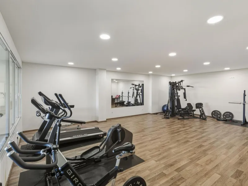 Stunning 2-Bedroom Apartment with Panoramic Views – Los Arrayanes, Nueva Andalucía