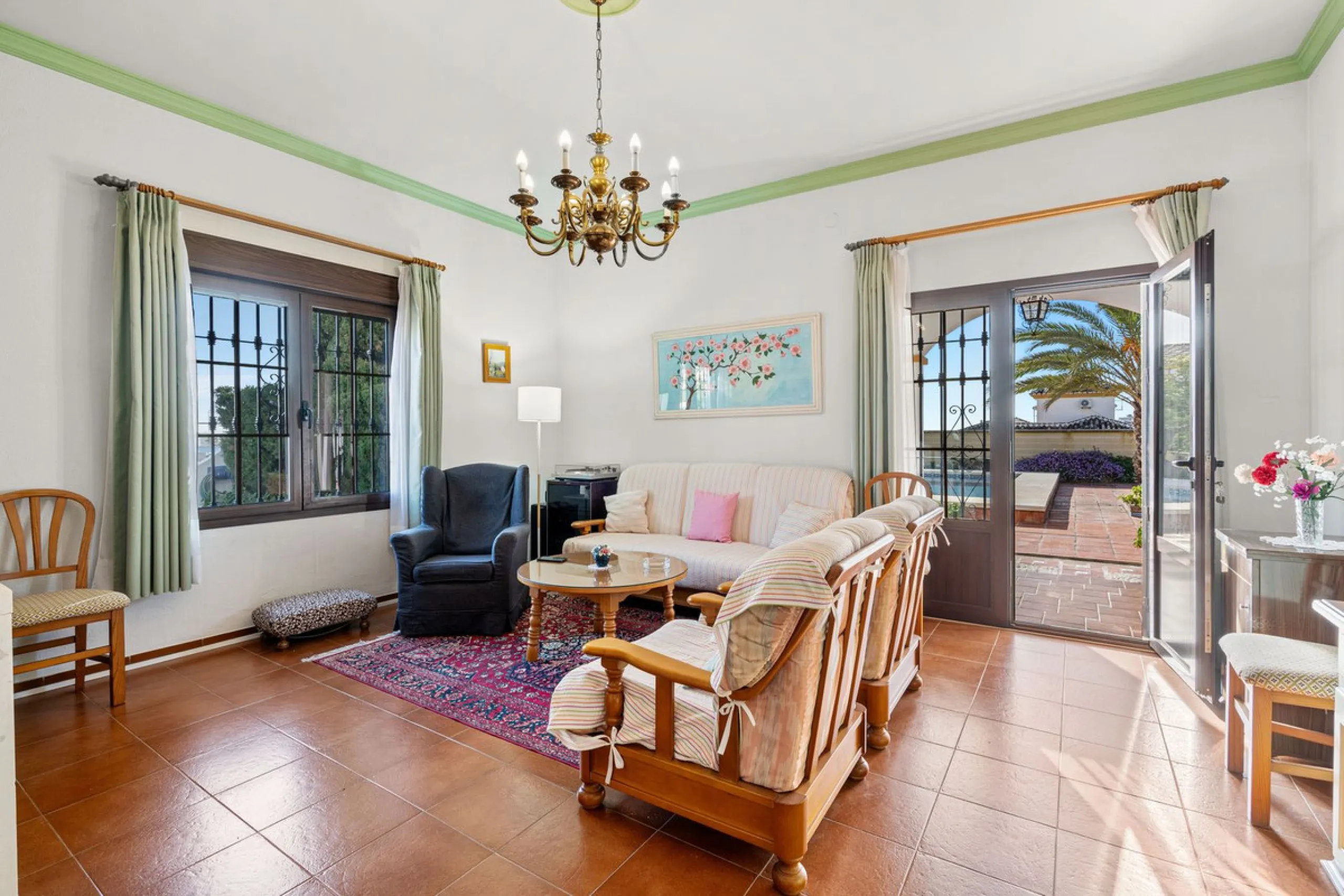???? Independent Andalusian-Style Villa in Arroyo de la Miel – 813 m² Plot