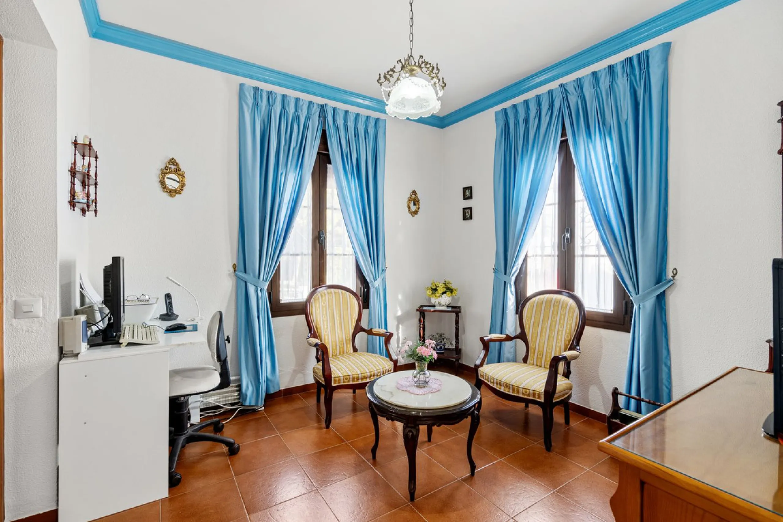 ???? Independent Andalusian-Style Villa in Arroyo de la Miel – 813 m² Plot