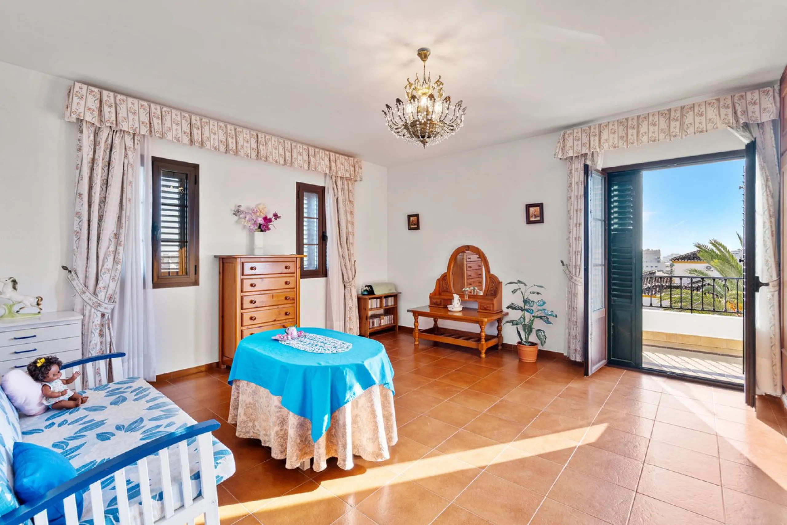 ???? Independent Andalusian-Style Villa in Arroyo de la Miel – 813 m² Plot