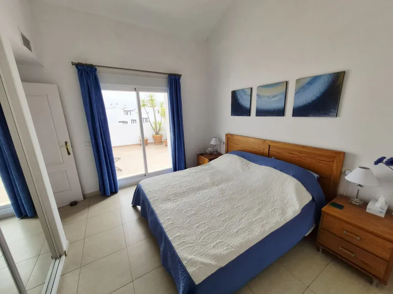 ABSOLUTELY STUNNING PENTHOUSE WITH MAGNIFICENT VIEWS AND A UNIQUE URBAN LOFT-STYLE DESIGN WITH PRIVATE LIFT ENTRY DIRECTLY INTO THE APARTMENT. FROM THE MOMENT YOU ENTER THE APARTMENT YOU NOTICE THE INCREDIBLE LIGHT AND SENSE OF SPACE CREATED BY THE DOUBLE