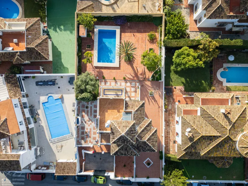 ???? Independent Andalusian-Style Villa in Arroyo de la Miel – 813 m² Plot