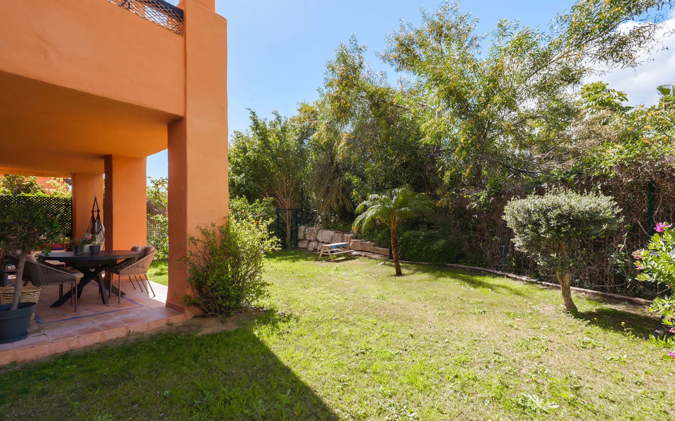 Fully renovated 3-bedroom southwest-facing garden apartment in Gazules del Sol, a fully gated and secured complex walking distance to Atalaya International School, Benahavís.
