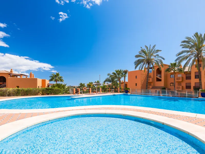 Fully renovated 3-bedroom southwest-facing garden apartment in Gazules del Sol, a fully gated and secured complex walking distance to Atalaya International School, Benahavís.