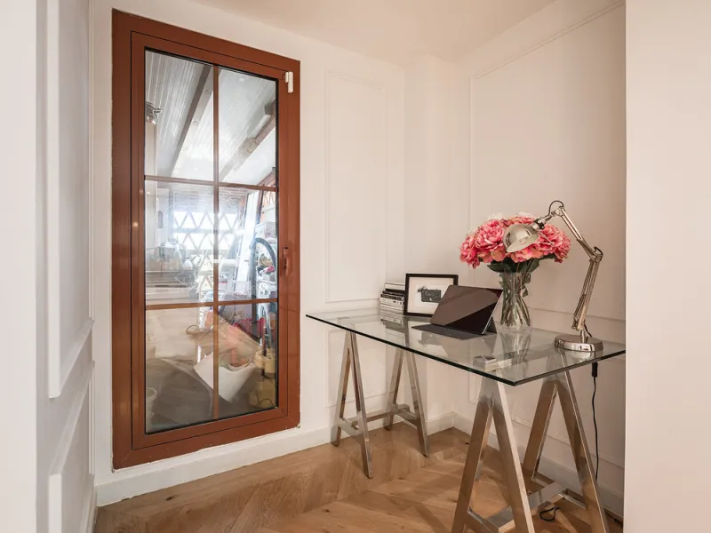 Fully renovated 3-bedroom southwest-facing garden apartment in Gazules del Sol, a fully gated and secured complex walking distance to Atalaya International School, Benahavís.