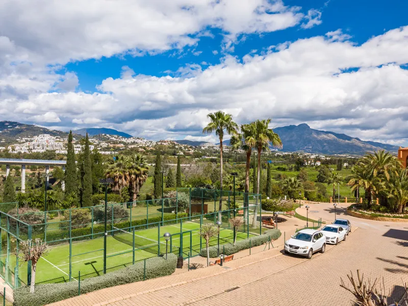 Fully renovated 3-bedroom southwest-facing garden apartment in Gazules del Sol, a fully gated and secured complex walking distance to Atalaya International School, Benahavís.