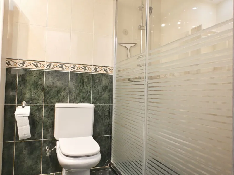 Apartment - Middle Floor Apartment в продаже в Fuengirola, Málaga. В доме 3 спален и 3 ванных комнат. Площадь дома 100 м²