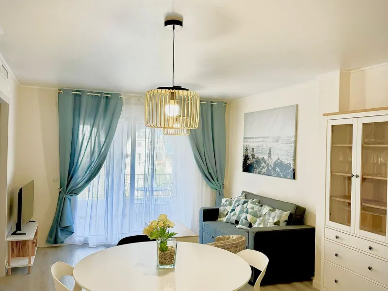Turnkey Investment Opportunity – Puerto de la Duquesa. Has the tourist licence