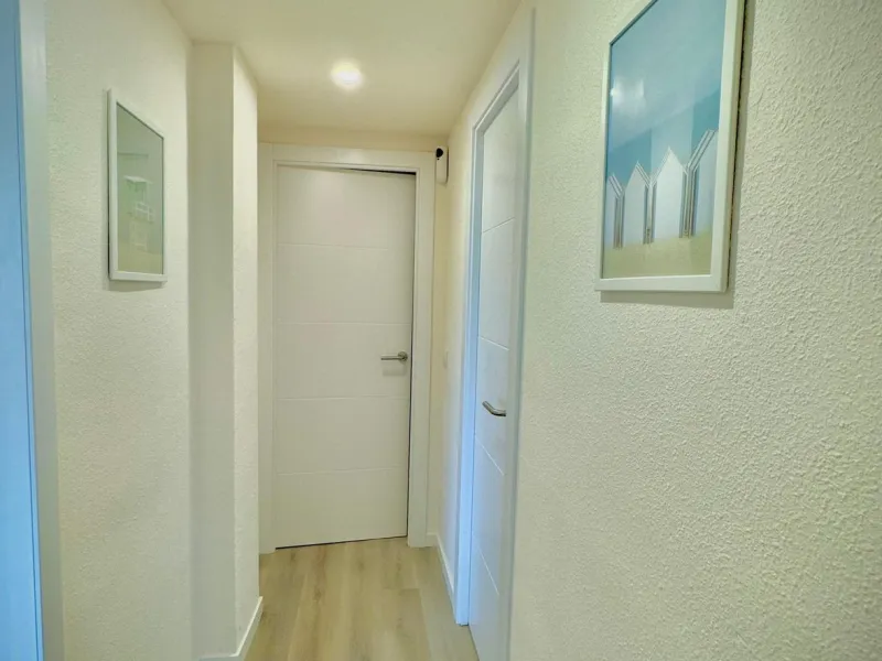Turnkey Investment Opportunity – Puerto de la Duquesa. Has the tourist licence