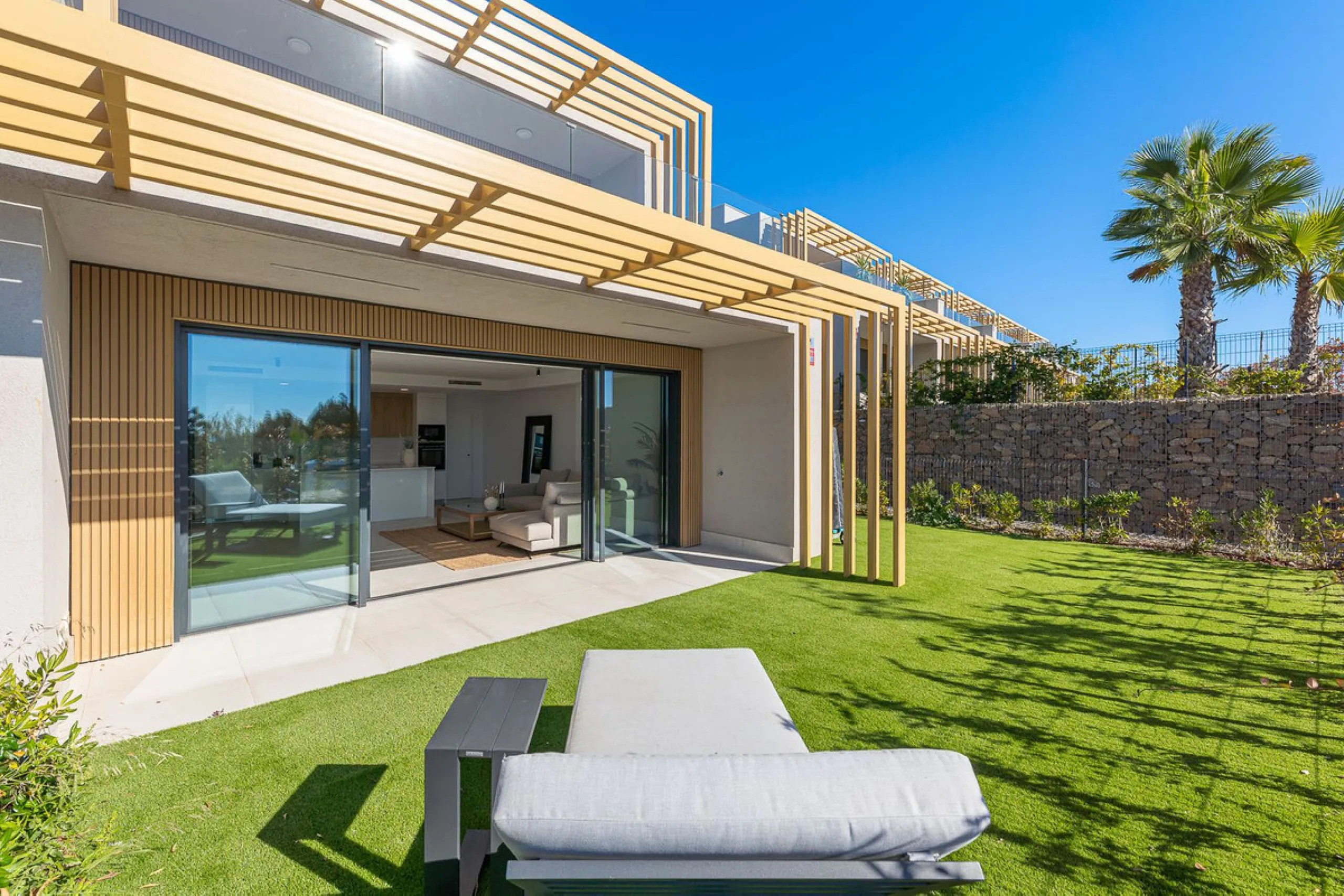 STUNNING 4 BEDROOM TOWNHOUSE IN MIJAS COSTA!!!!