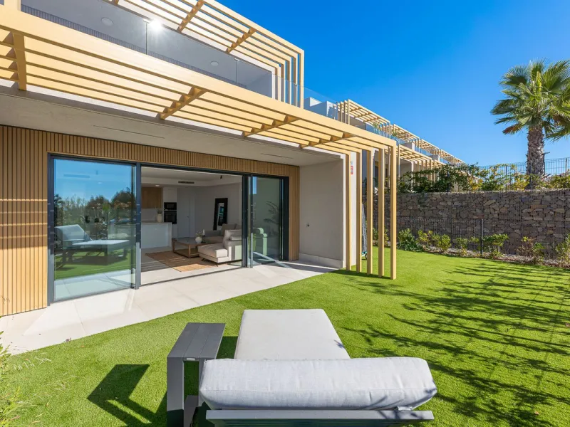 STUNNING 4 BEDROOM TOWNHOUSE IN MIJAS COSTA!!!!