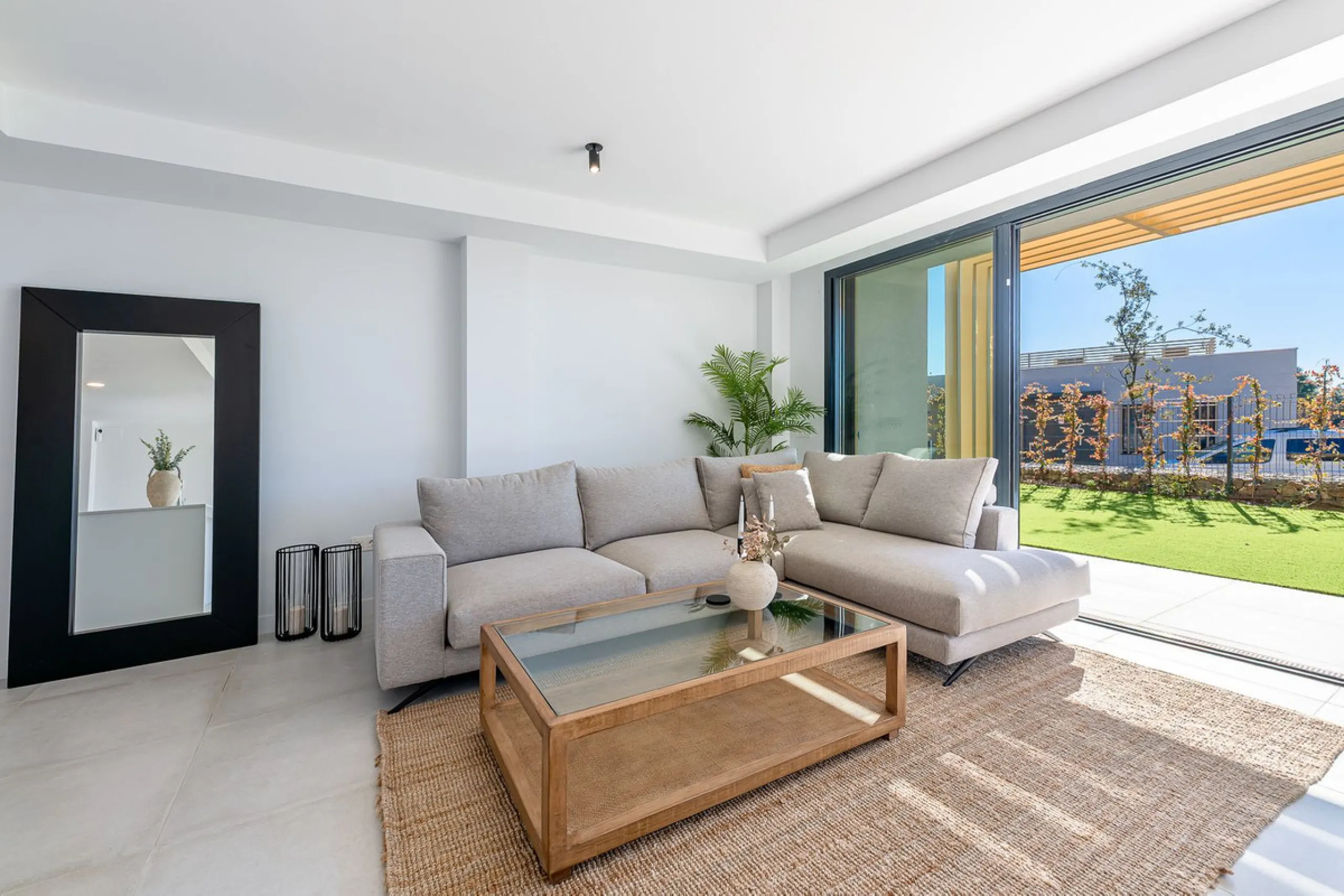 STUNNING 4 BEDROOM TOWNHOUSE IN MIJAS COSTA!!!!