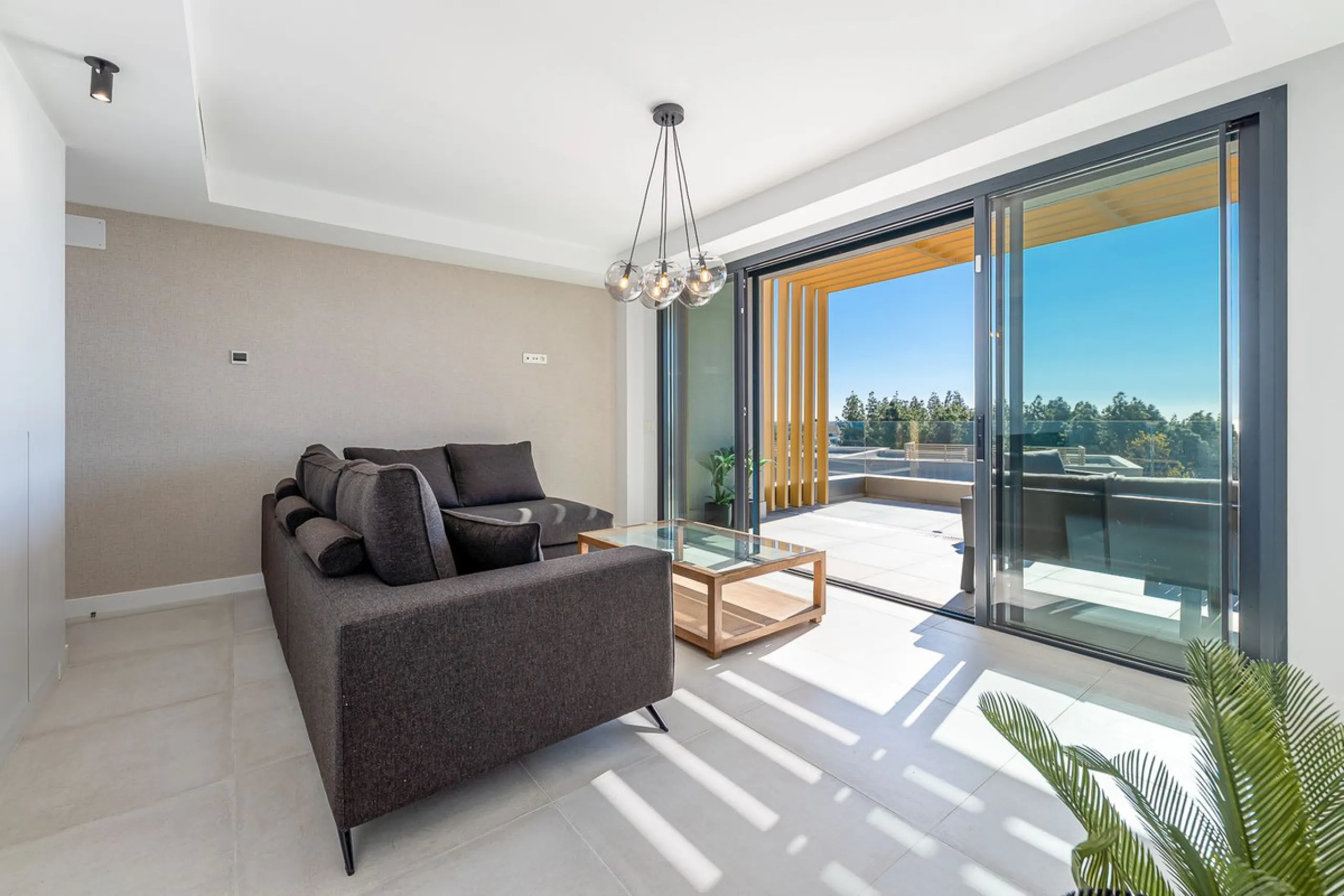 STUNNING 4 BEDROOM TOWNHOUSE IN MIJAS COSTA!!!!