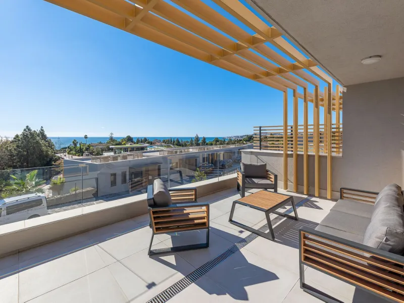STUNNING 4 BEDROOM TOWNHOUSE IN MIJAS COSTA!!!!