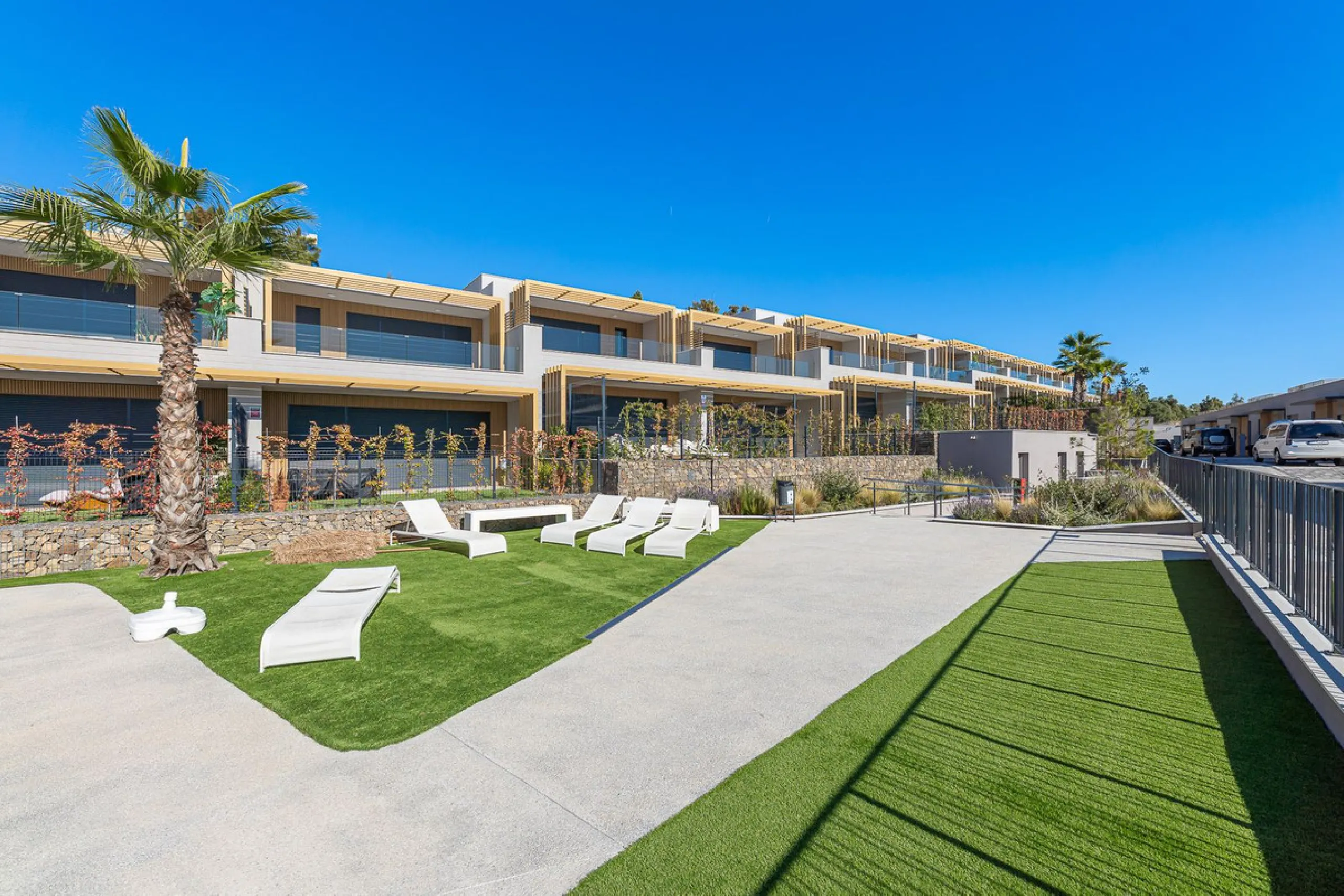 STUNNING 4 BEDROOM TOWNHOUSE IN MIJAS COSTA!!!!