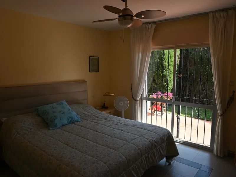 Discover this charming villa in excellent condition, located in one of the most peaceful and sought-after areas of Mijas. A bright, spacious home perfectly designed to enjoy Mediterranean living.