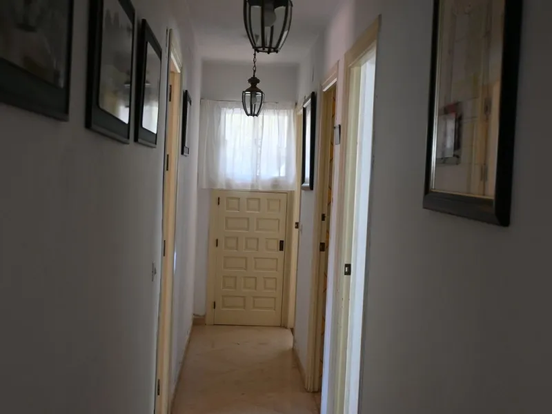 Discover this charming villa in excellent condition, located in one of the most peaceful and sought-after areas of Mijas. A bright, spacious home perfectly designed to enjoy Mediterranean living.