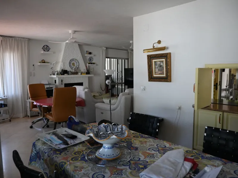 Discover this charming villa in excellent condition, located in one of the most peaceful and sought-after areas of Mijas. A bright, spacious home perfectly designed to enjoy Mediterranean living.