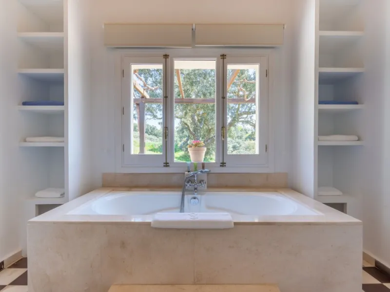 Unique Investment in the Serranía de Ronda: An Exclusive Retreat with High Commercial Potential