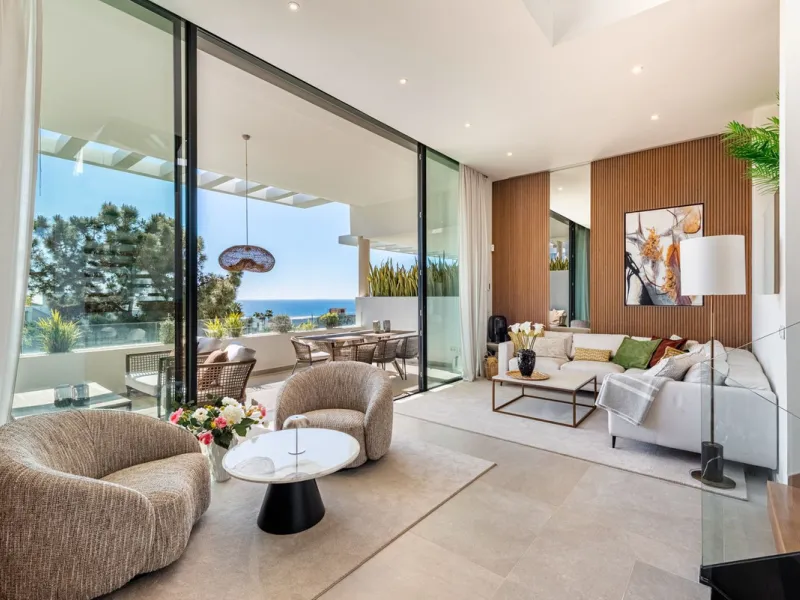 Modern and exclusive townhouse built in 2020, with a design and interior that truly make it stand out in the area.