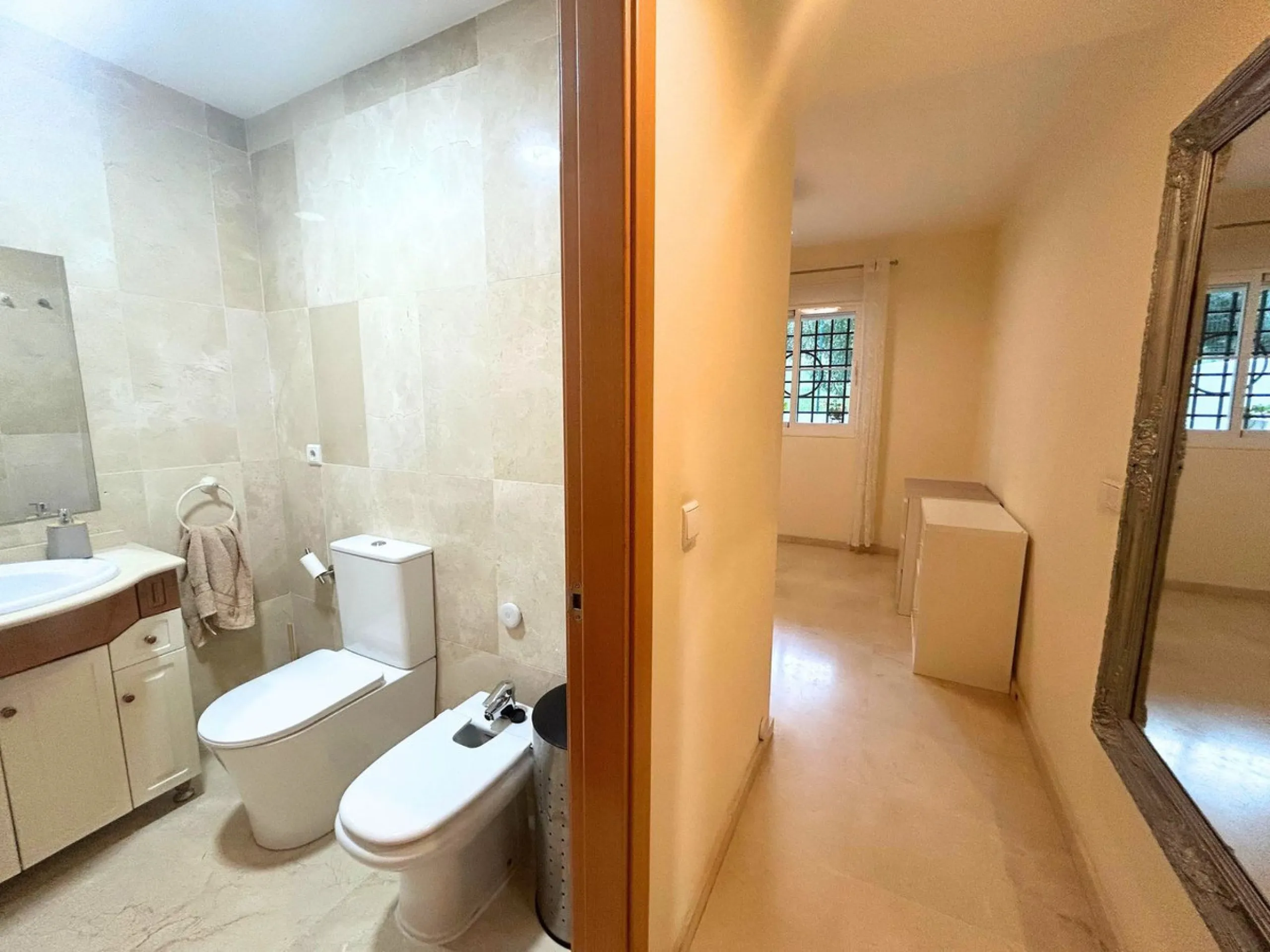 Ground floor with large terrace and golf views in Arenal Golf – Benalmádena