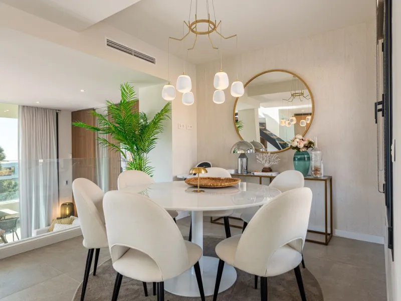 Modern and exclusive townhouse built in 2020, with a design and interior that truly make it stand out in the area.