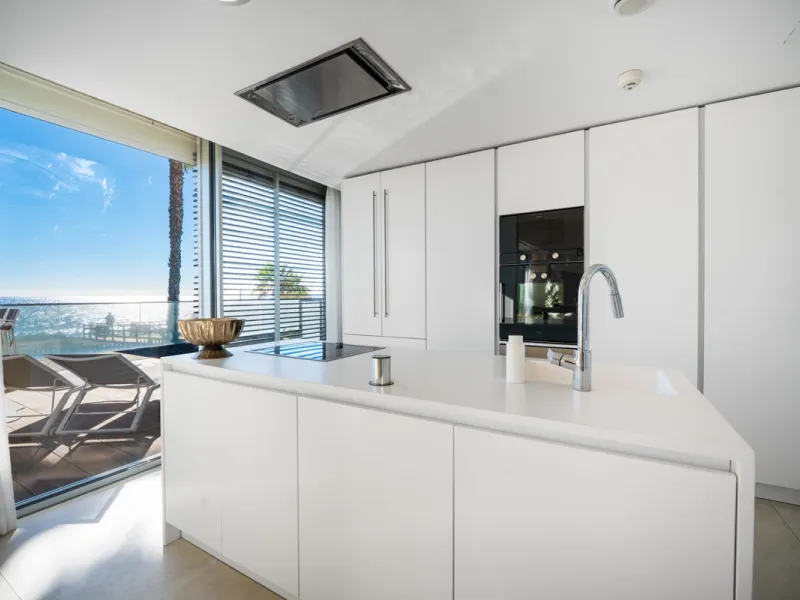 Casa Azul is a modern 4-bed, 3-bath beachfront villa in an exclusive gated complex in Estepona. The home offers open plan living and a bright interior with large windows. You have a private pool, an expansive terrace and direct beach access. The villa sit