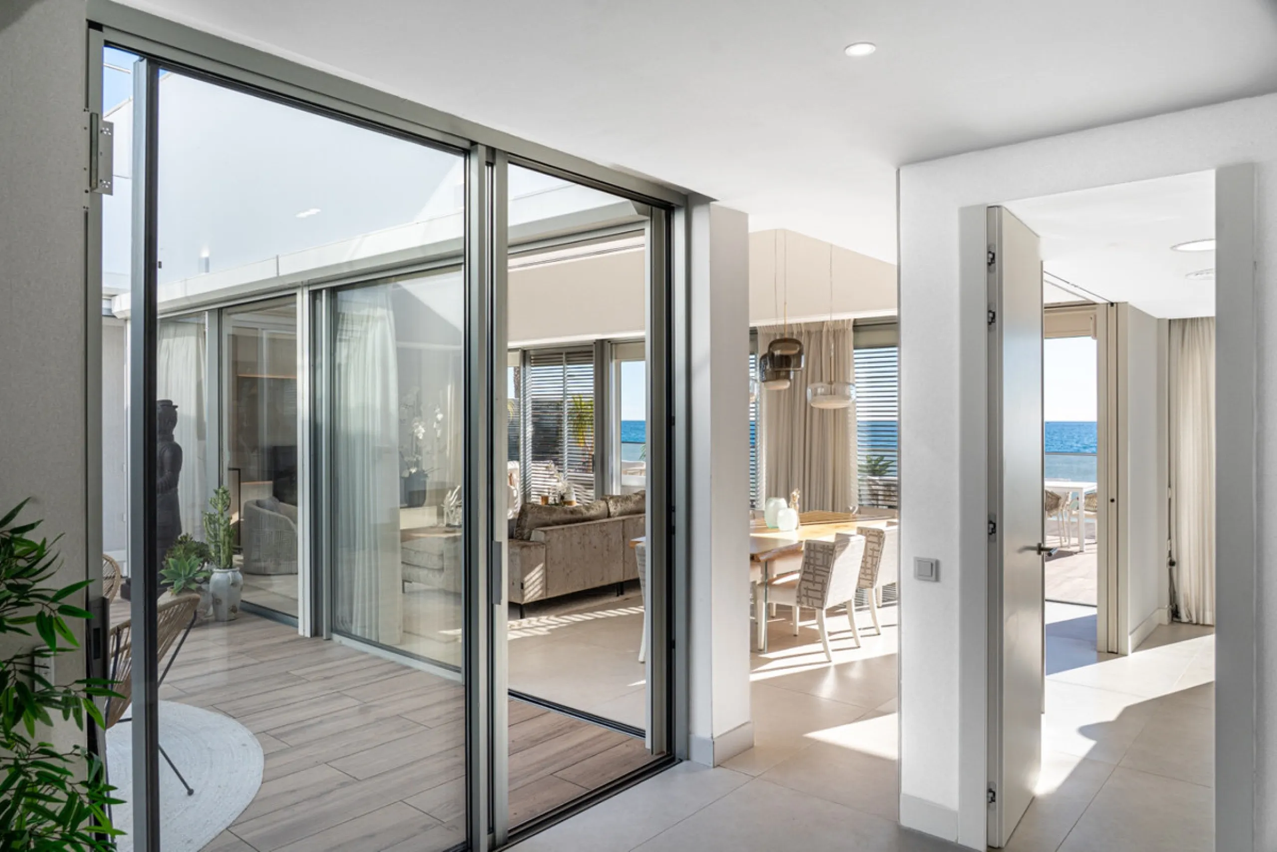 Casa Azul is a modern 4-bed, 3-bath beachfront villa in an exclusive gated complex in Estepona. The home offers open plan living and a bright interior with large windows. You have a private pool, an expansive terrace and direct beach access. The villa sit