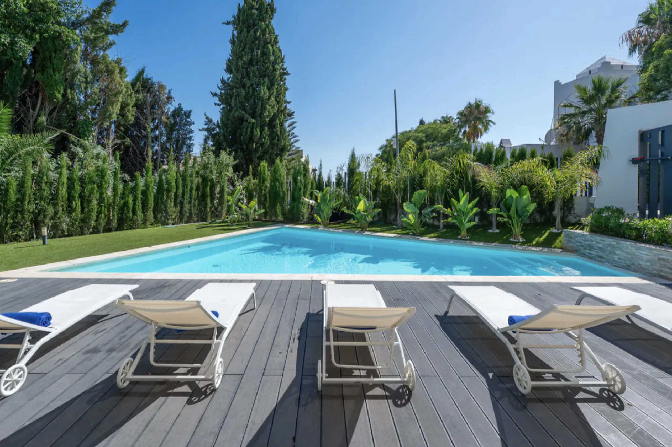 This stunning property is a modern luxury home in Reserva Marbella with open sea views and a bright open-plan design. The ground floor connects the kitchen, dining and living areas in one clean space that leads to a covered terrace, a landscaped garden an