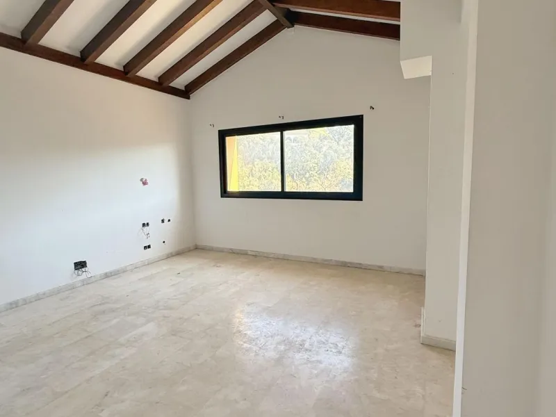 Detached Villa in Elviria – A unique opportunity to create your dream home